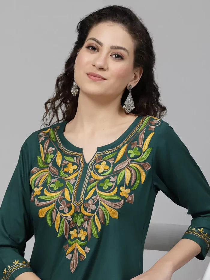 Bushra Green Kurti