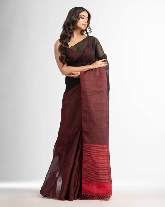 Colourblock Pattern Saree with Contrast Pallu